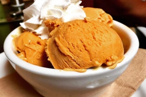 imagen del helado de lúcuma