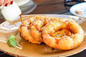 plato de picarones